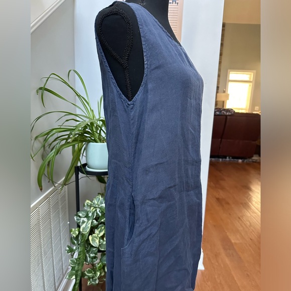 Navy Blue Sleeveless Linen Dress with Pockets Made in Italy - Picture 2 of 5